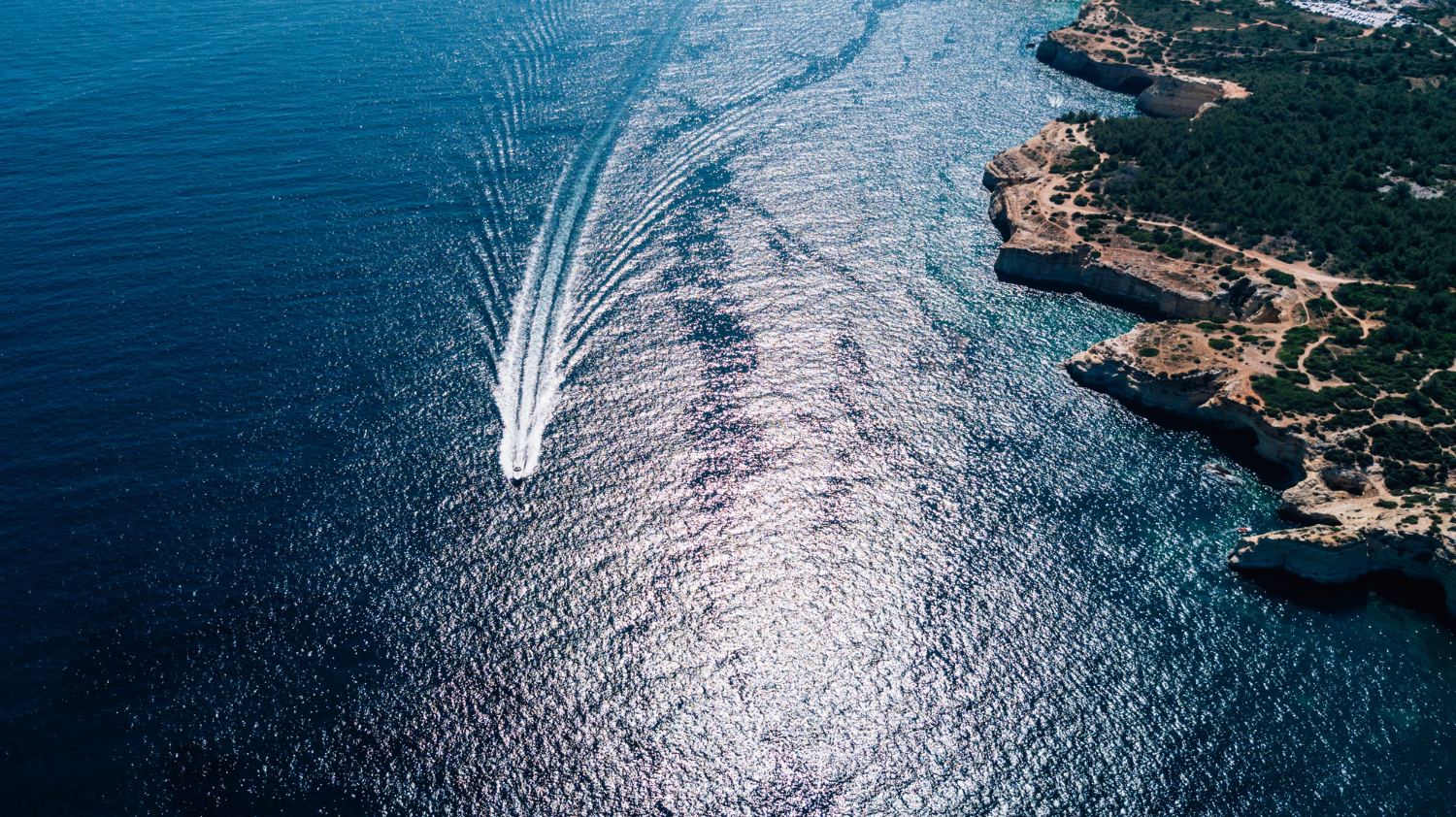 boat sealing atlantic ocean view from